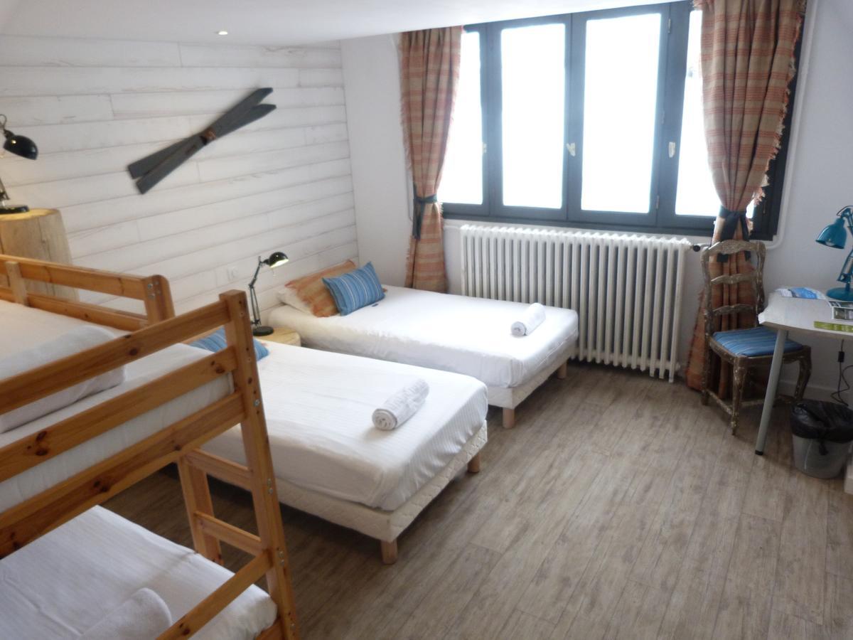 Chalet Les Melezes Bed & Breakfast ทีนเญอ ภายนอก รูปภาพ
