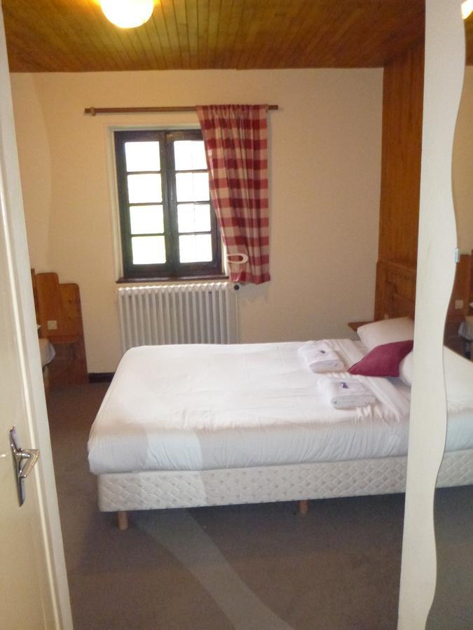 Chalet Les Melezes Bed & Breakfast ทีนเญอ ภายนอก รูปภาพ