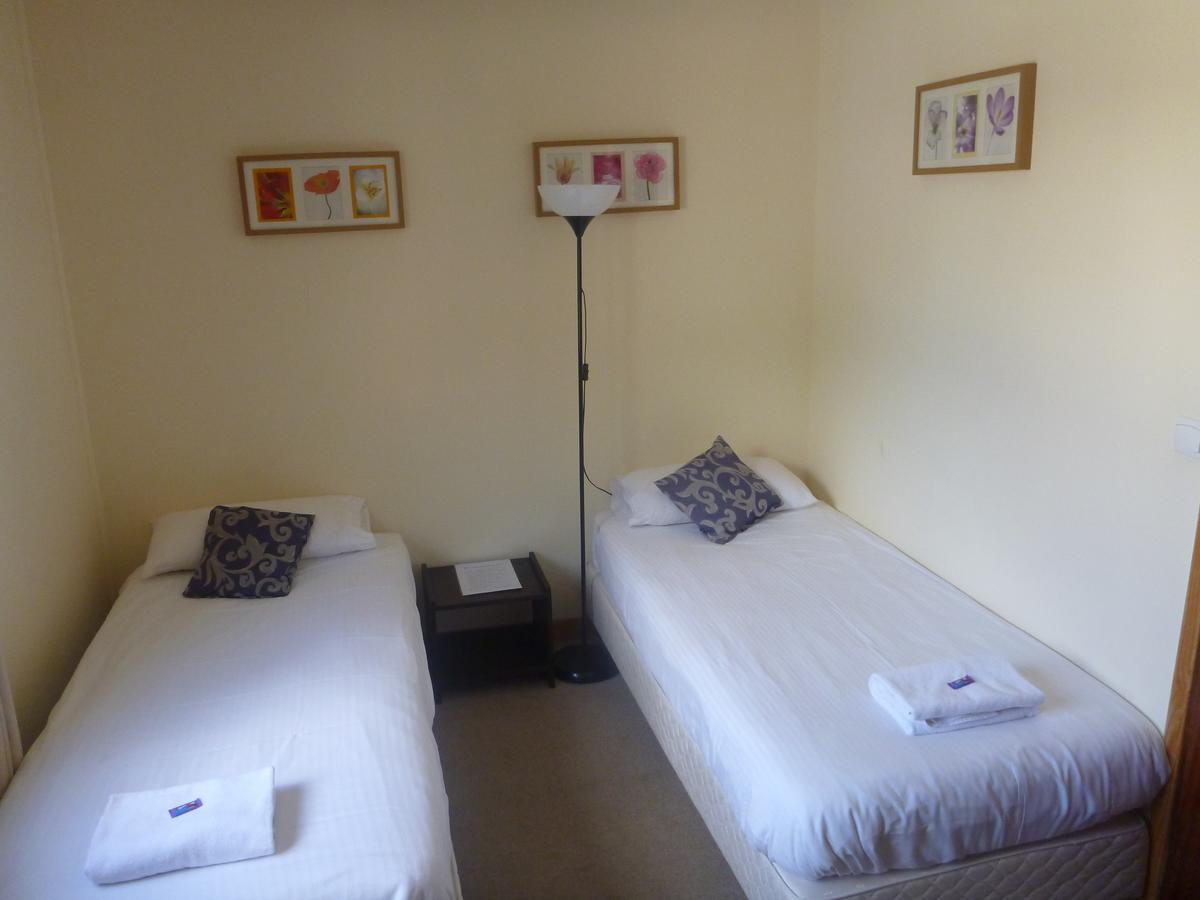 Chalet Les Melezes Bed & Breakfast ทีนเญอ ห้อง รูปภาพ