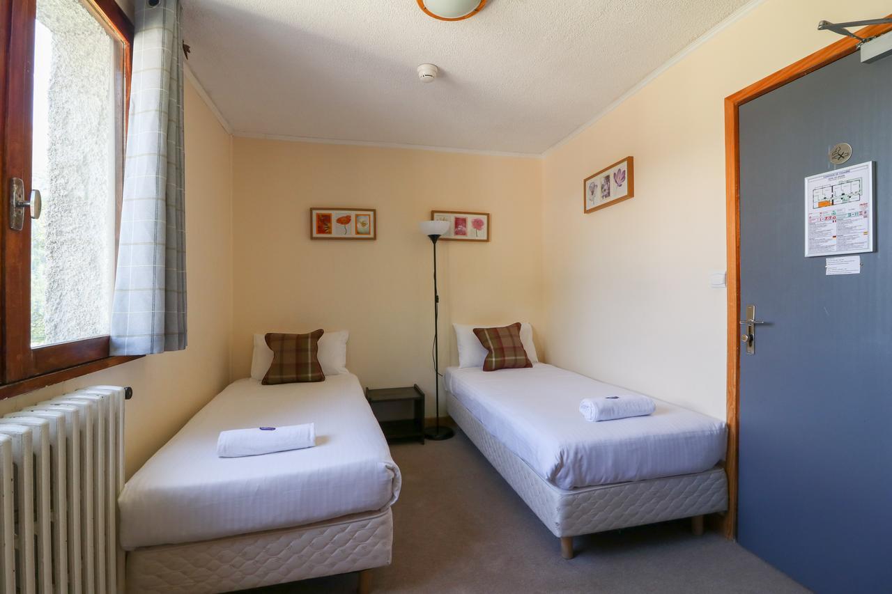 Chalet Les Melezes Bed & Breakfast ทีนเญอ ภายนอก รูปภาพ