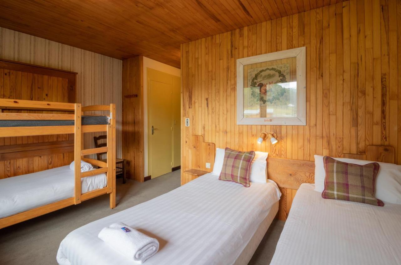 Chalet Les Melezes Bed & Breakfast ทีนเญอ ภายนอก รูปภาพ