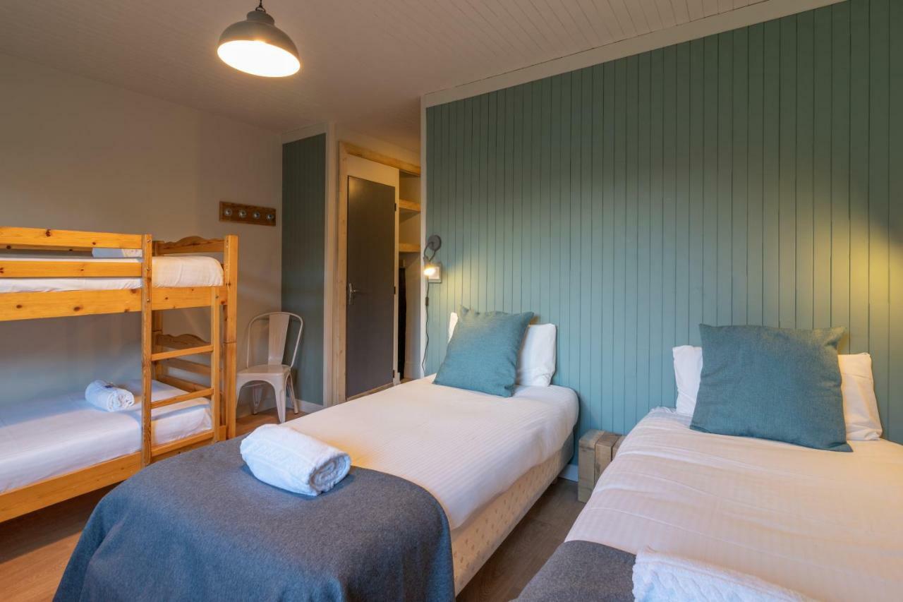 Chalet Les Melezes Bed & Breakfast ทีนเญอ ภายนอก รูปภาพ