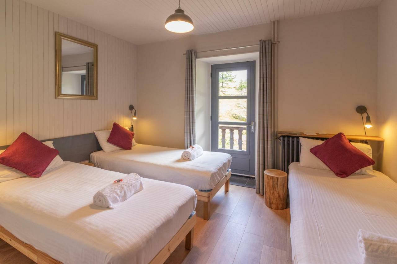 Chalet Les Melezes Bed & Breakfast ทีนเญอ ภายนอก รูปภาพ